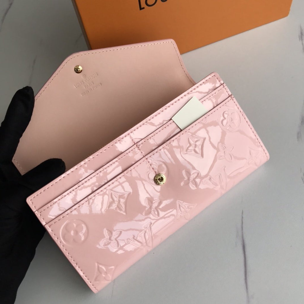 Anum Bags Wallet LUV 005