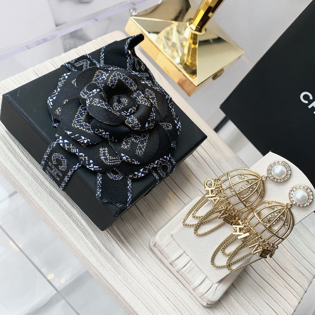 Anum Bags Earring CHL 014