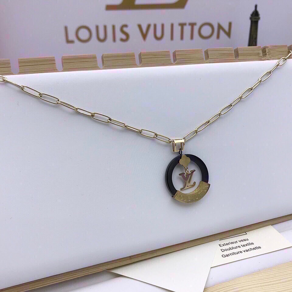 Anum Bags Necklace LUV002