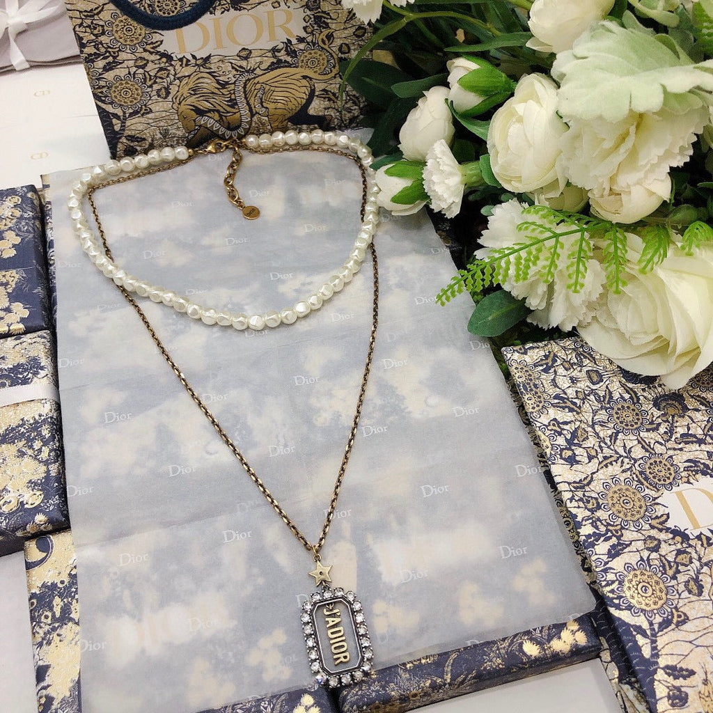 Anum Bags Necklace DIR021