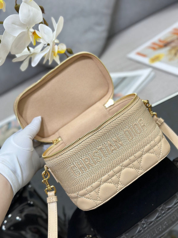Anum Bags MV - Dir Bags - 066