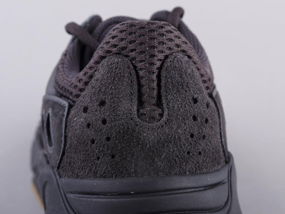 Ezyycart Bags Yzy 700 Raw Rubber Black Sneaker
