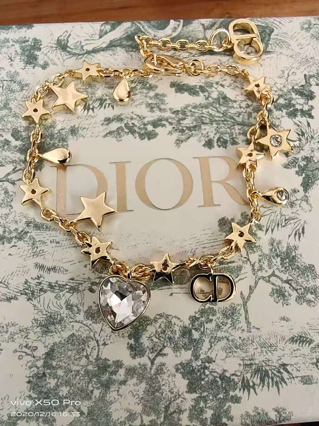 Anum Bags Necklace DIR016