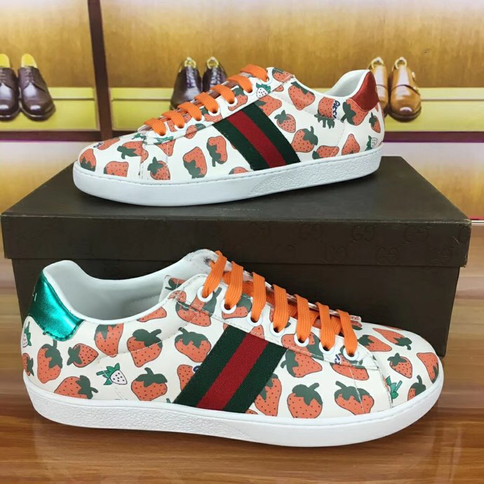Ezyycart Bags MO-GCI Ace Strawberry Sneaker 020