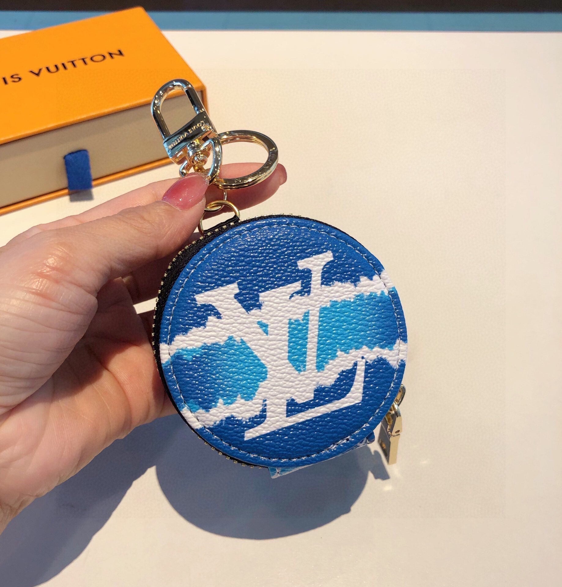 Anum Bags MO -Keychains LUV 060