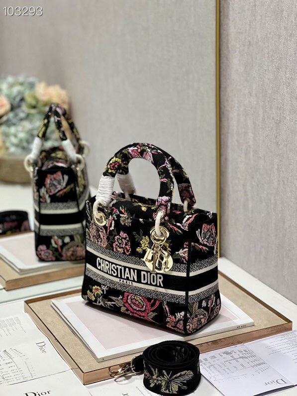 Anum Bags MV - Dir Bags - 065