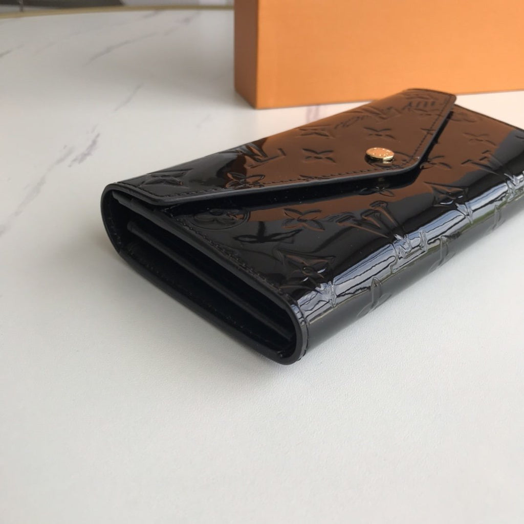Anum Bags Wallet LUV 006
