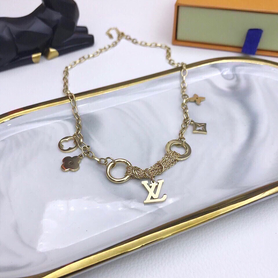 Anum Bags Necklace LUV006