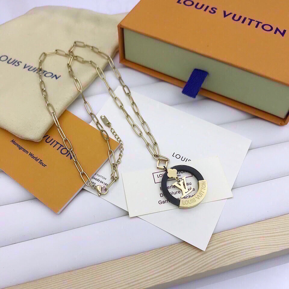 Anum Bags Necklace LUV002