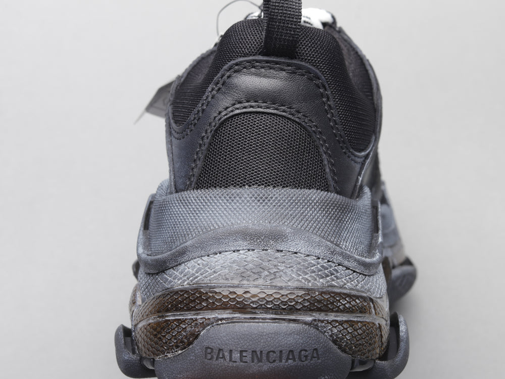 Ezyycart Bags Bla Triple S Air Cushion Black Sneaker
