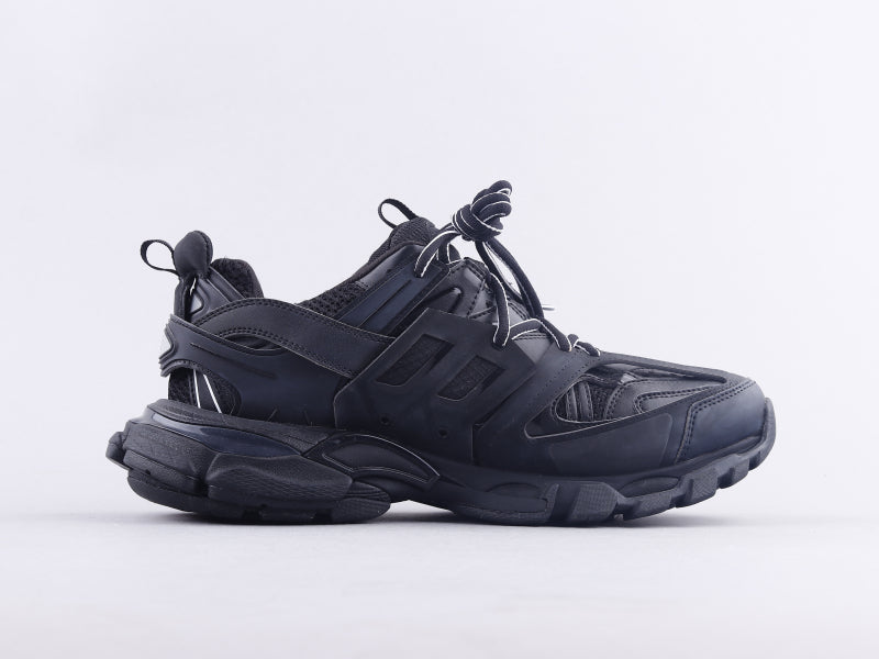 Ezyycart Bags Bla Track Three Generations Sneaker