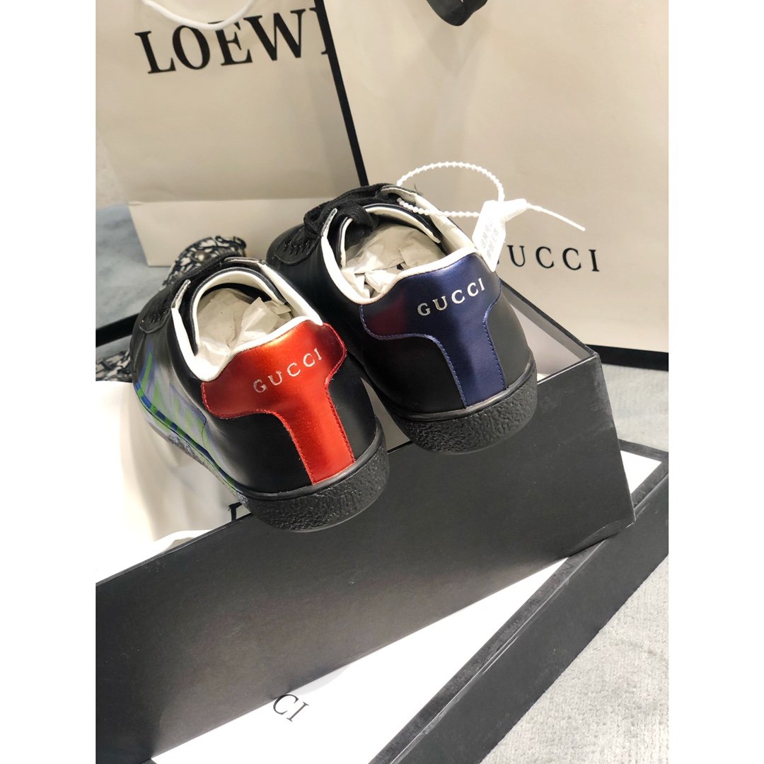 Ezyycart Bags MO-GCI Ace with loved black Sneaker 102