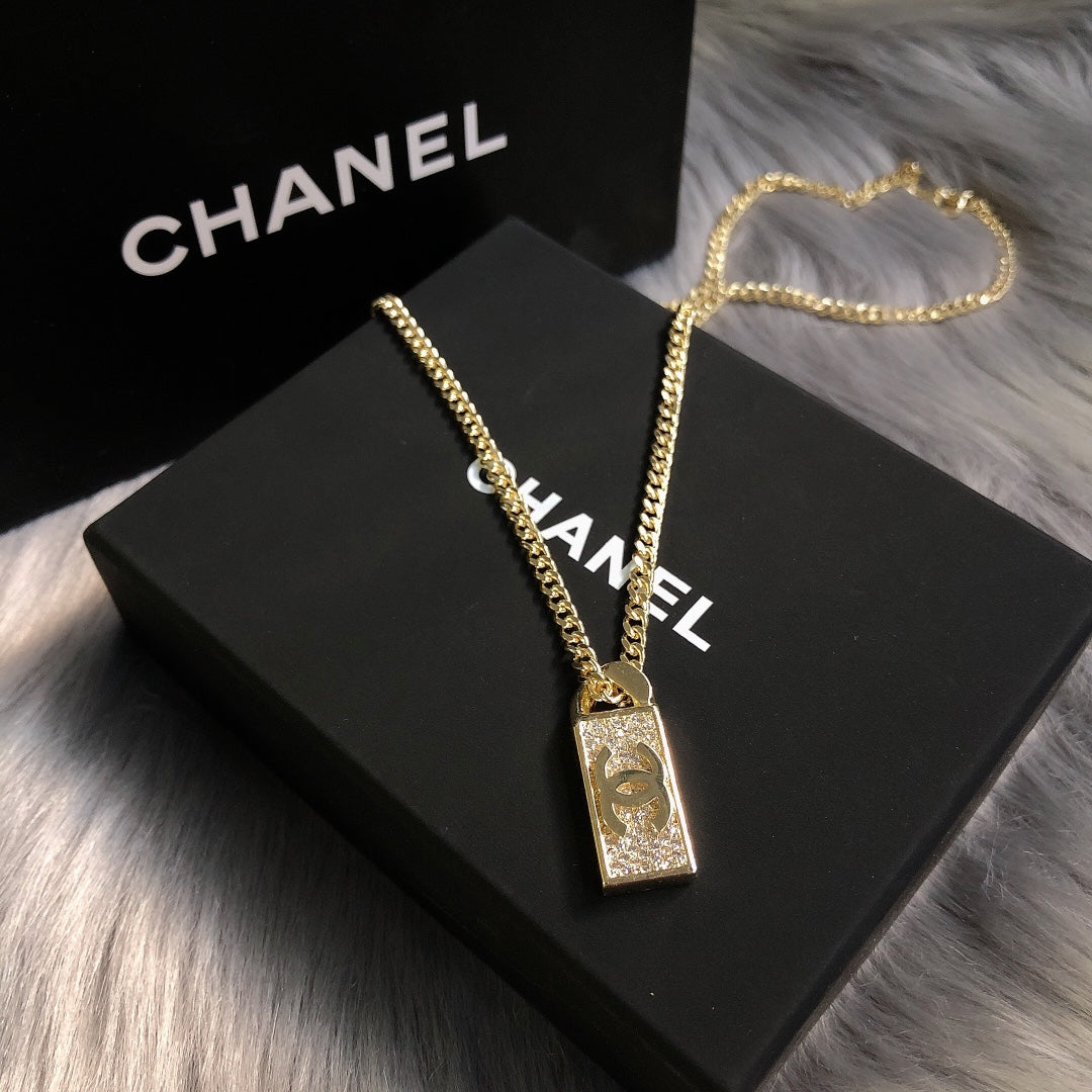 Anum Bags Necklace CHL049