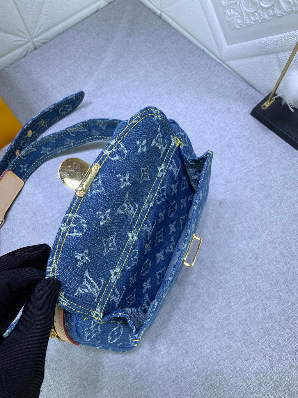 Anum Bags Mo - Bag LUV 639
