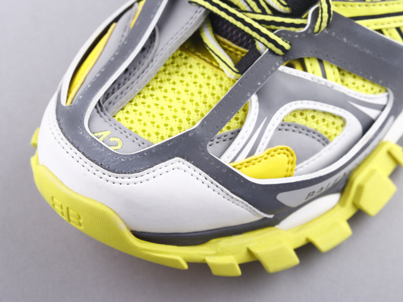 Ezyycart Bags Bla Track Three Generations Sneaker