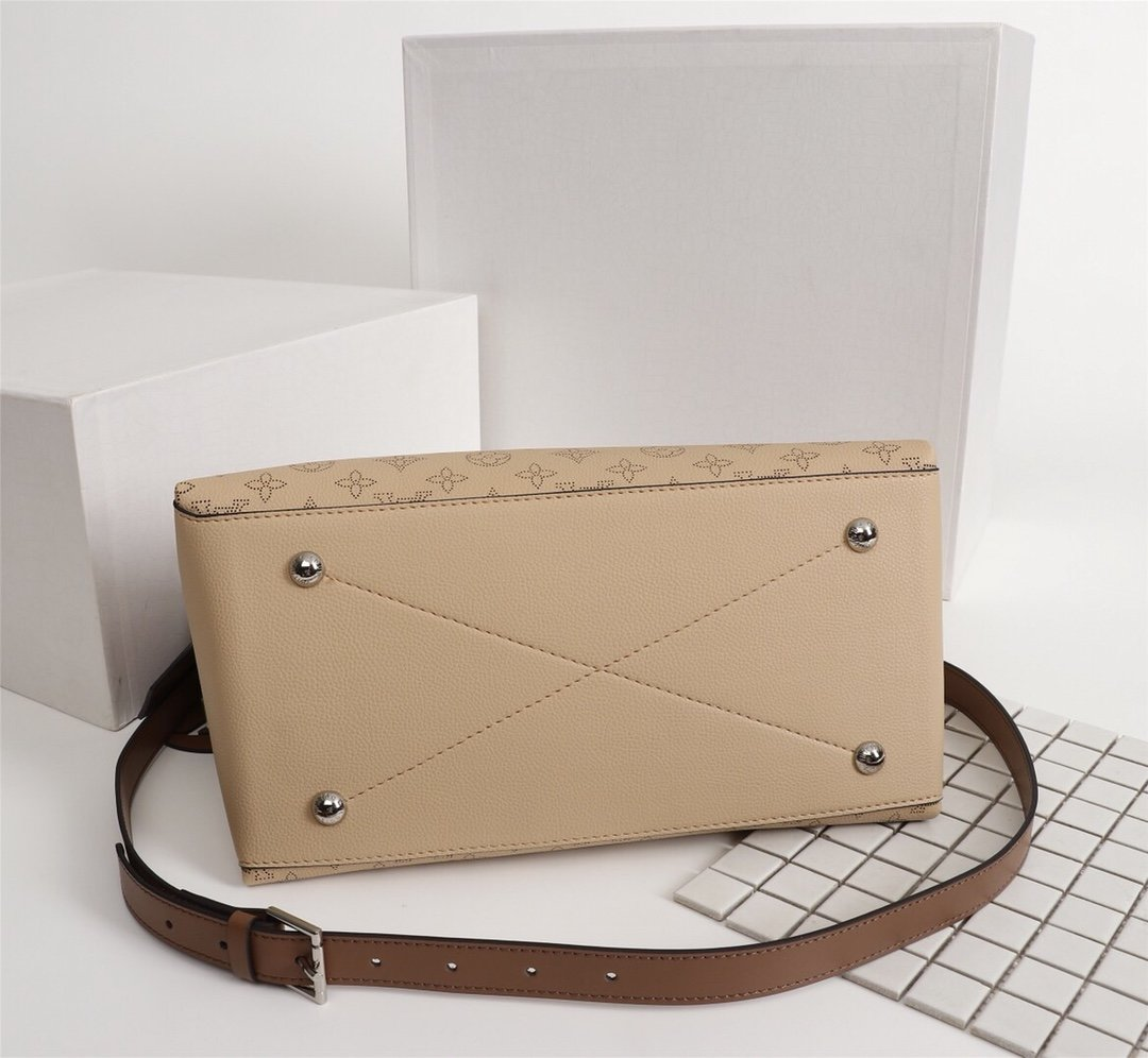 Anum Bags Elite Carryalls