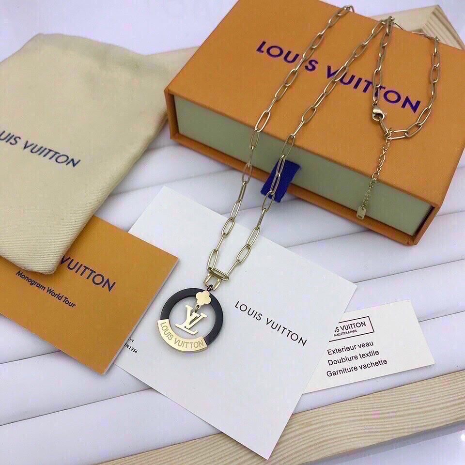 Anum Bags Necklace LUV002