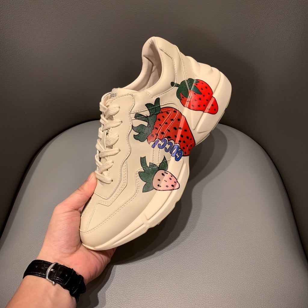 Ezyycart Bags MO-GCI RHYTON VINTAGE TRAINER STRAWWBERRY WHITE SNEAKER 141