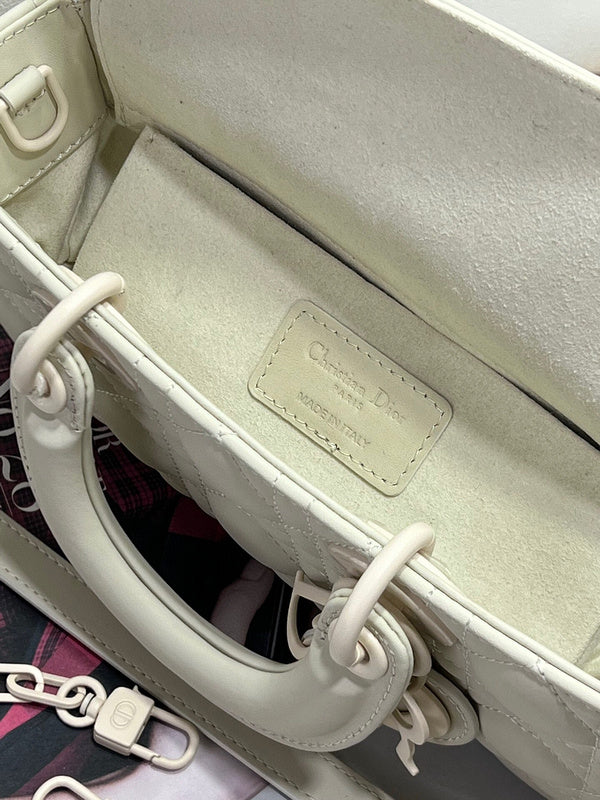 Anum Bags MV - Dir Bags - 512