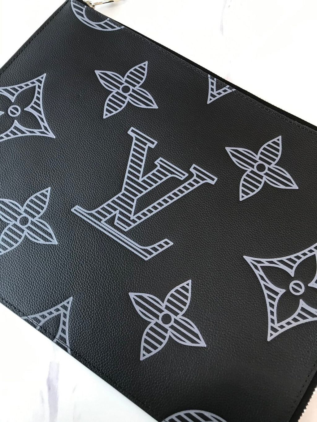 Ezyycart Bags Wallet LUV 055