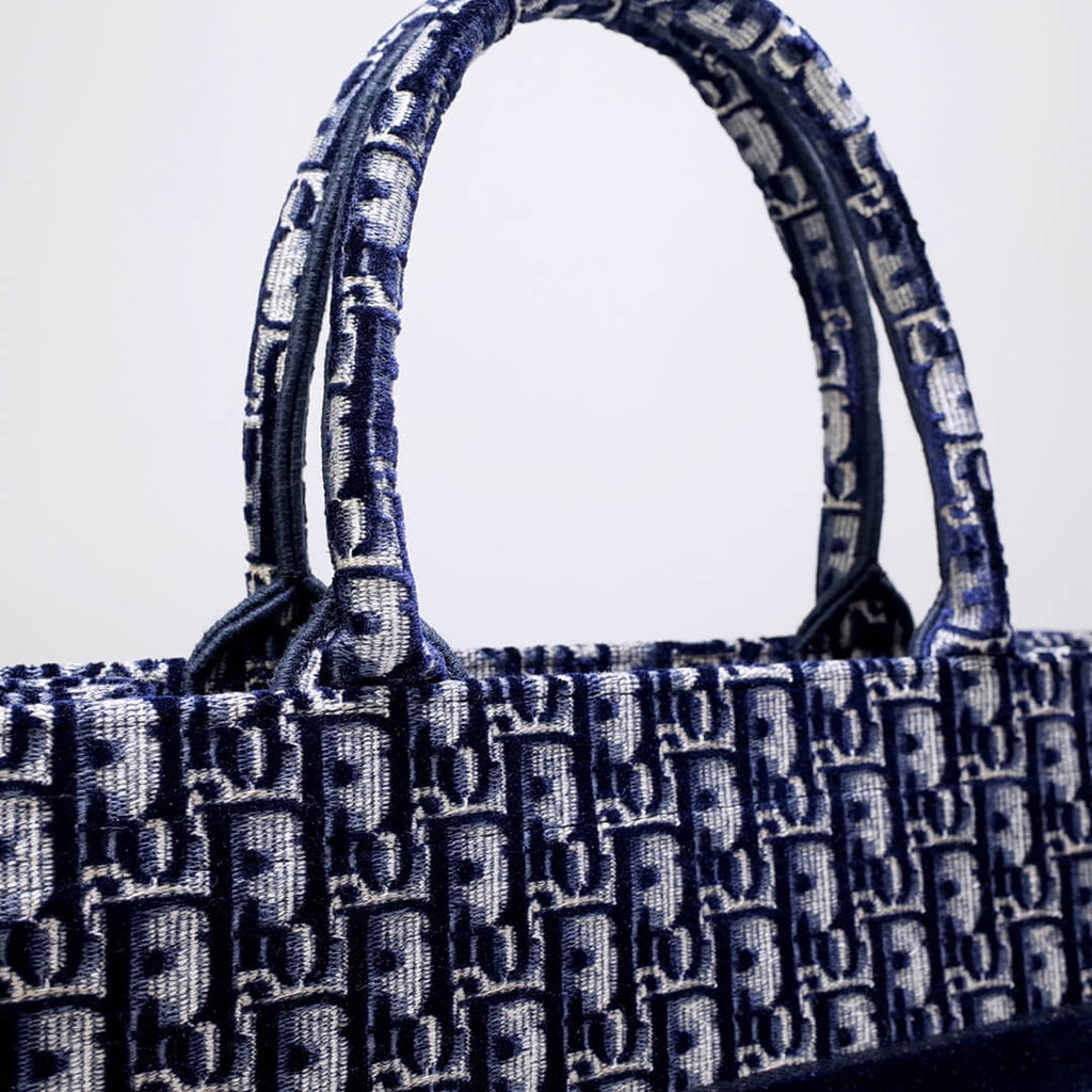 Anum Bags DIR1286 Book Tote big size 36.5cm 41.5cm Oblique Embroidery blue white-2