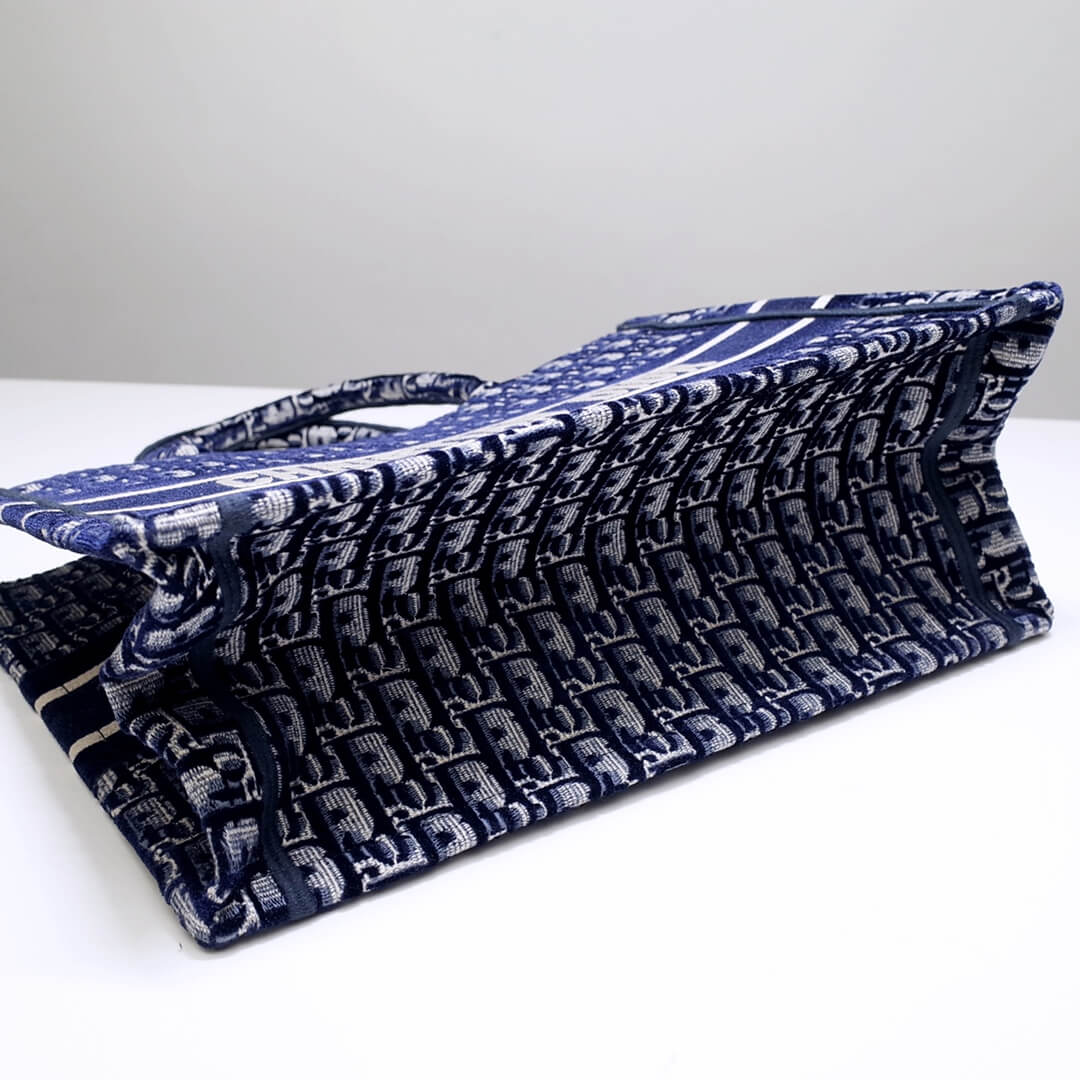 Anum Bags DIR1286 Book Tote big size 36.5cm 41.5cm Oblique Embroidery blue white-2