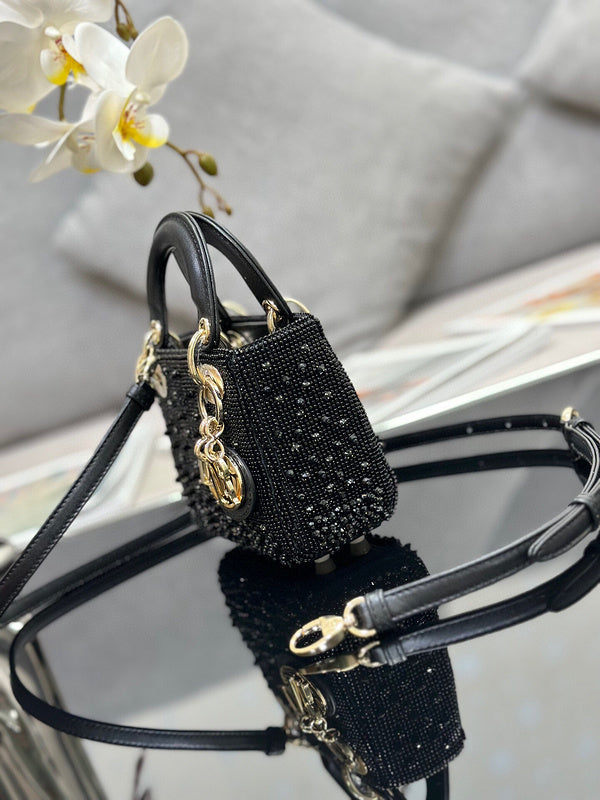 Anum Bags MV - Dir Bags - 004