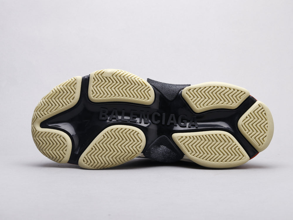 Ezyycart Bags Bla Triple S Black and Red Sneaker