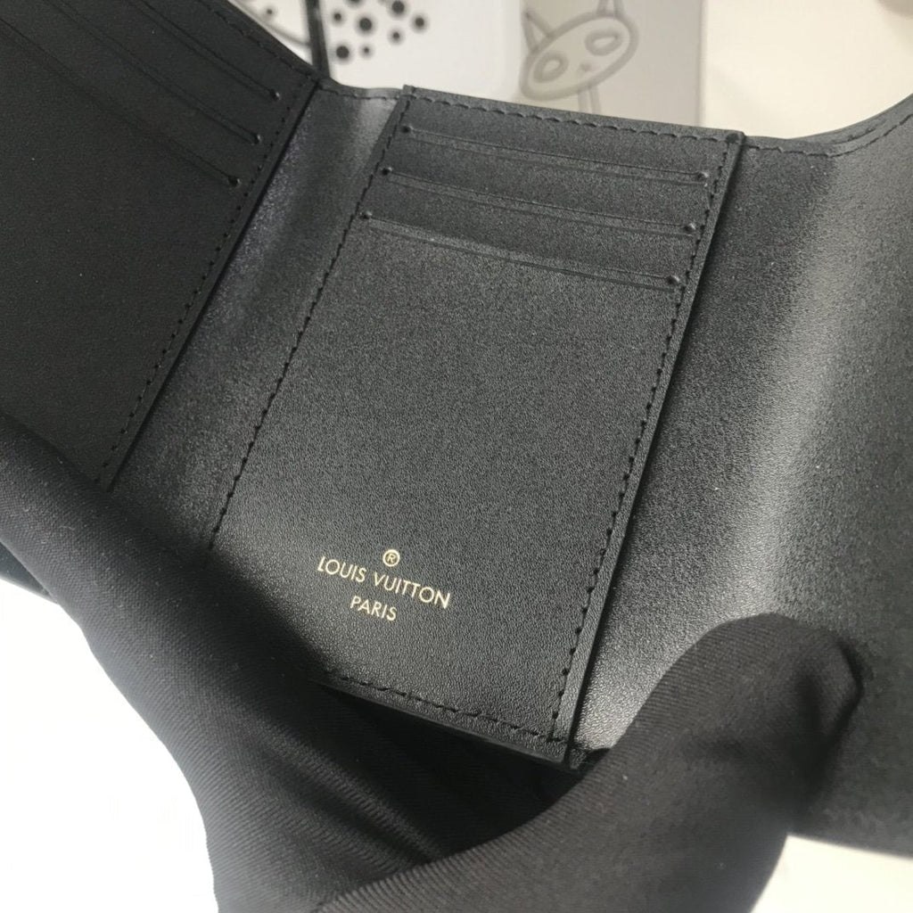 Anum Bags Wallet LUV 024