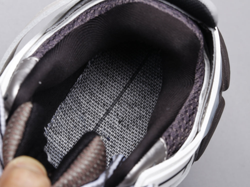 Ezyycart Bags Bla Track LED Sneaker