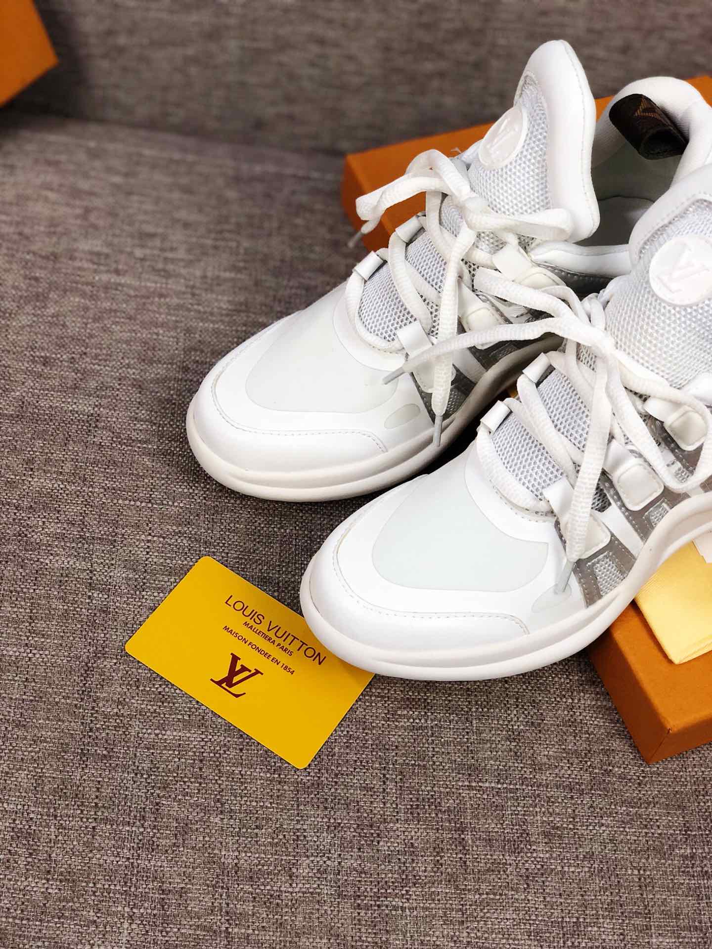 Anum Bags LUV Archlight White Sneaker