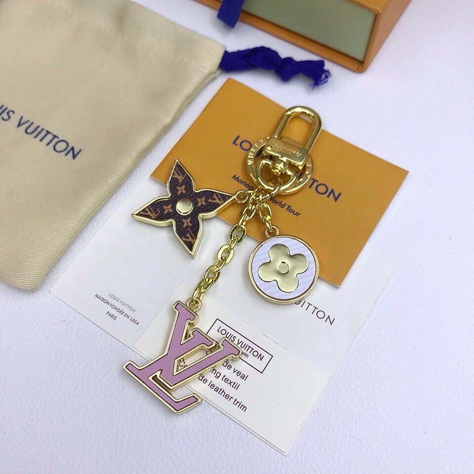 Anum Bags Keychains LUV 016