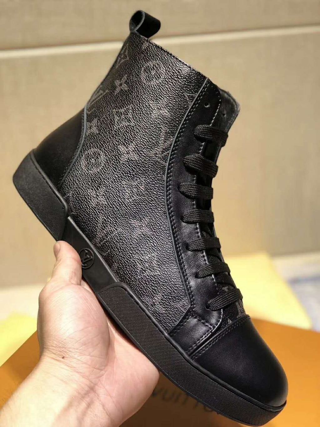 Anum Bags Luv Sneaker 074