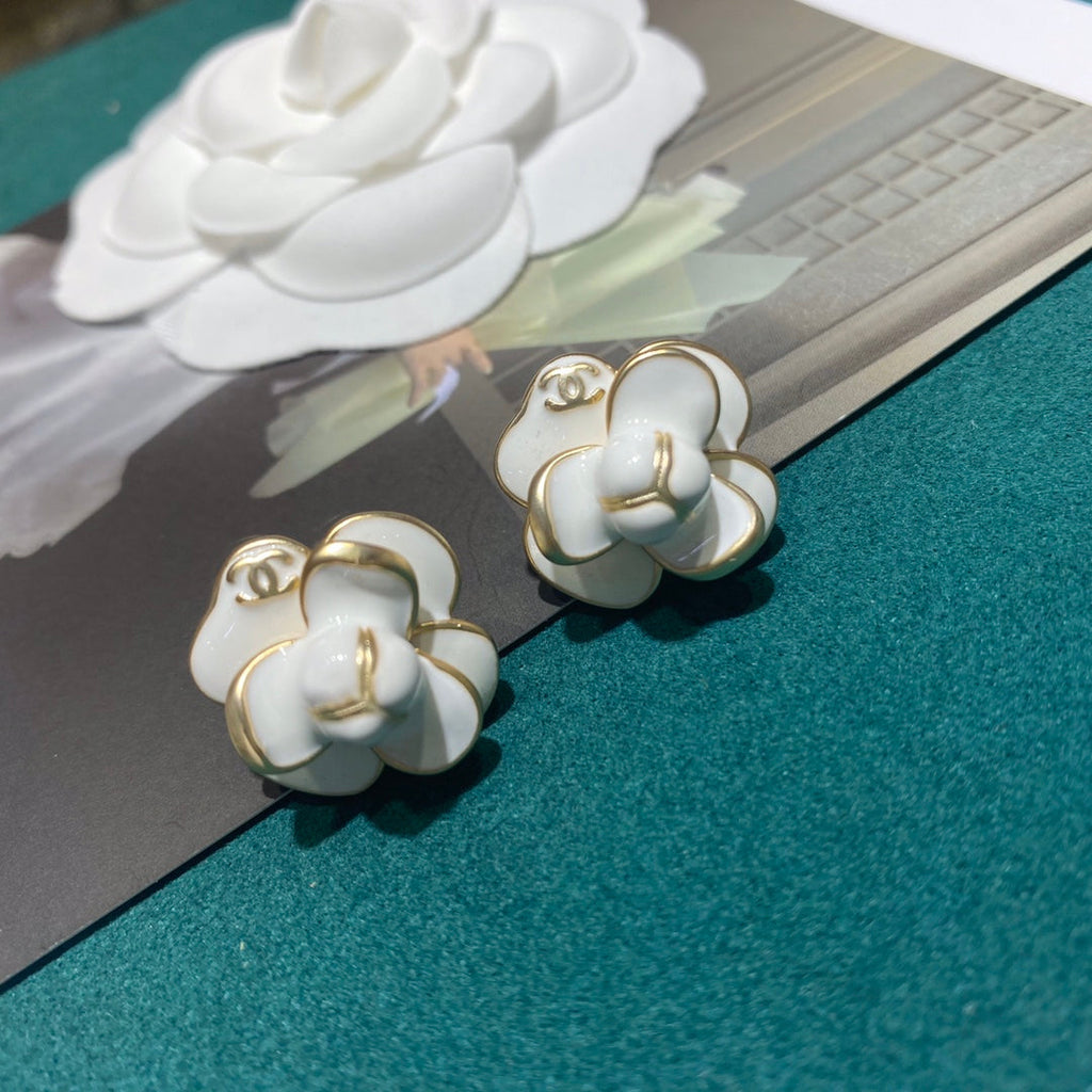 Anum Bags Earring CHL 072