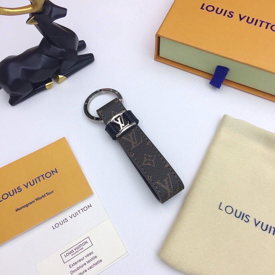 Anum Bags Keychains LUV 004