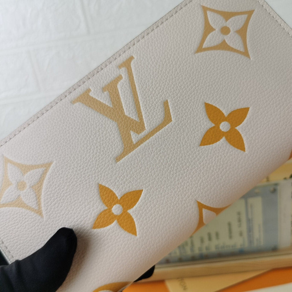 Ezyycart Bags Wallet LUV 107