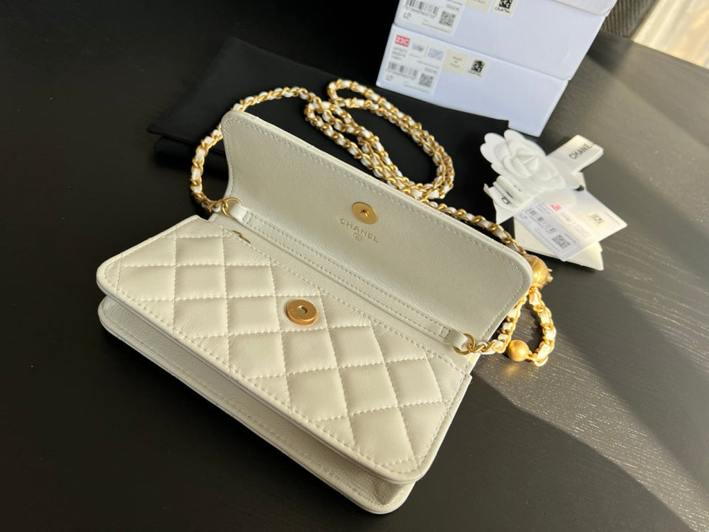 Anum Bags CHL WALLET ON CHAIN BAG WHITE