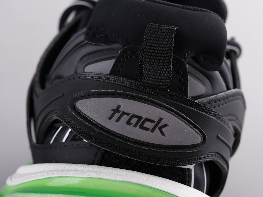 Ezyycart Bags Bla Track Three Generations Black Sneaker