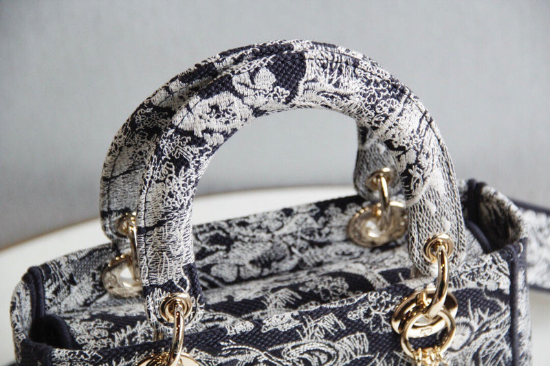 Anum Bags MV - Dir Bags - 2241