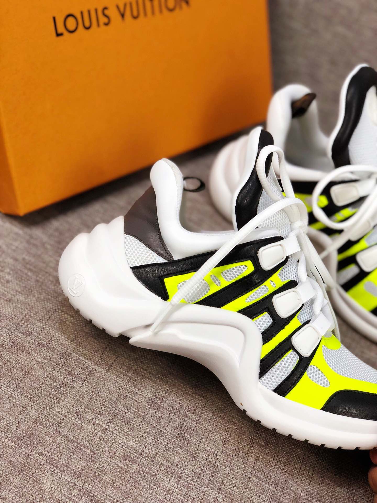 Anum Bags LUV Archlight Black White Yellow Sneaker
