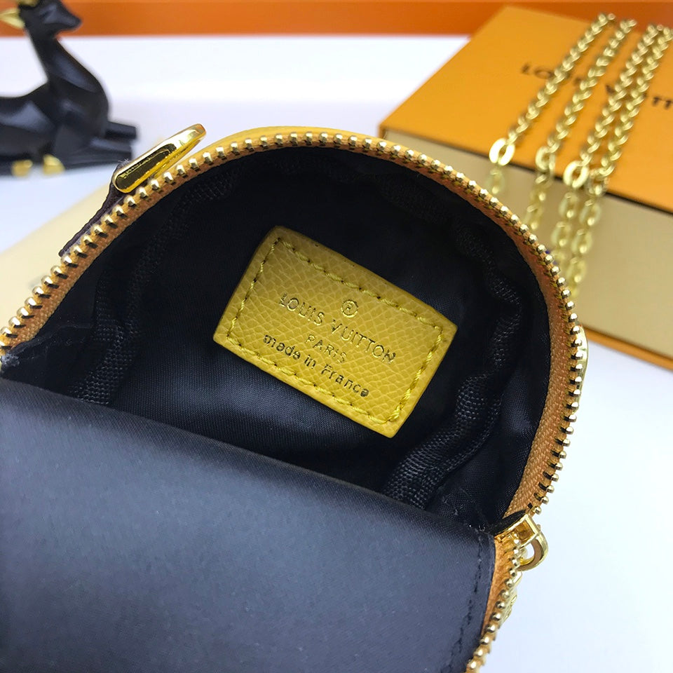 Anum Bags MO -Keychains LUV 062