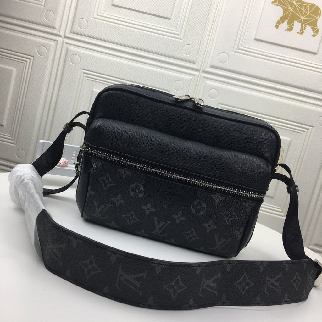 Anum Bags Bags LUV 006