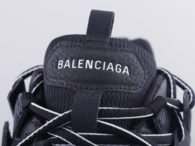 Ezyycart Bags Bla Track Three Generations Sneaker