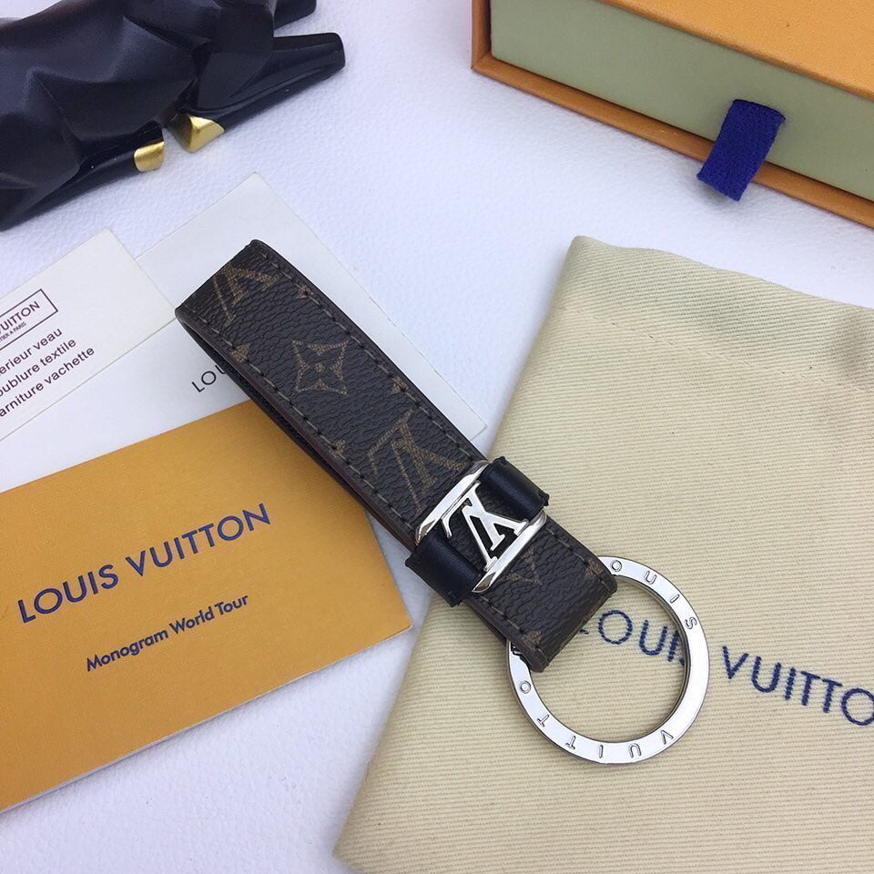 Anum Bags Keychains LUV 004