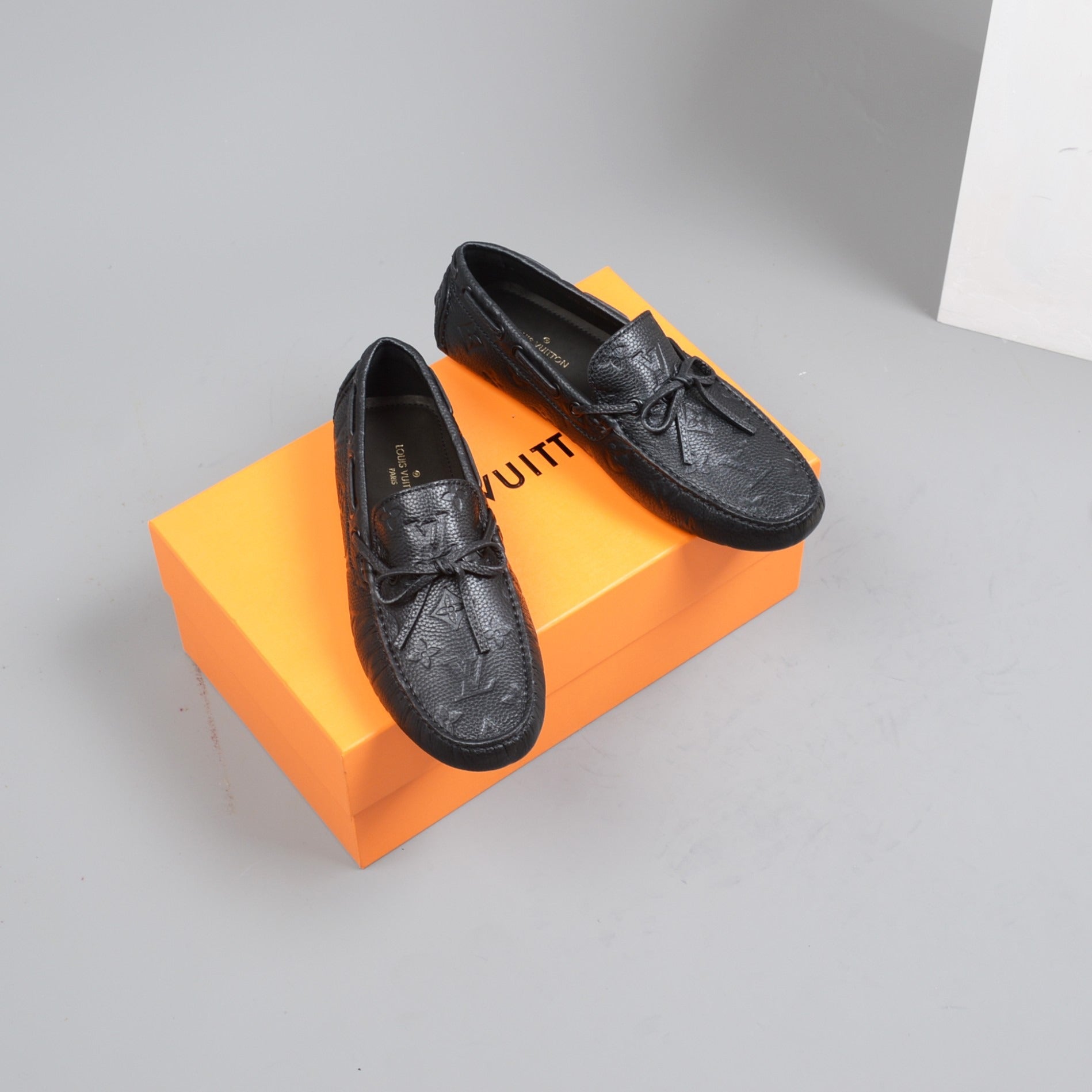 Anum Bags MOCCASIN BLACK