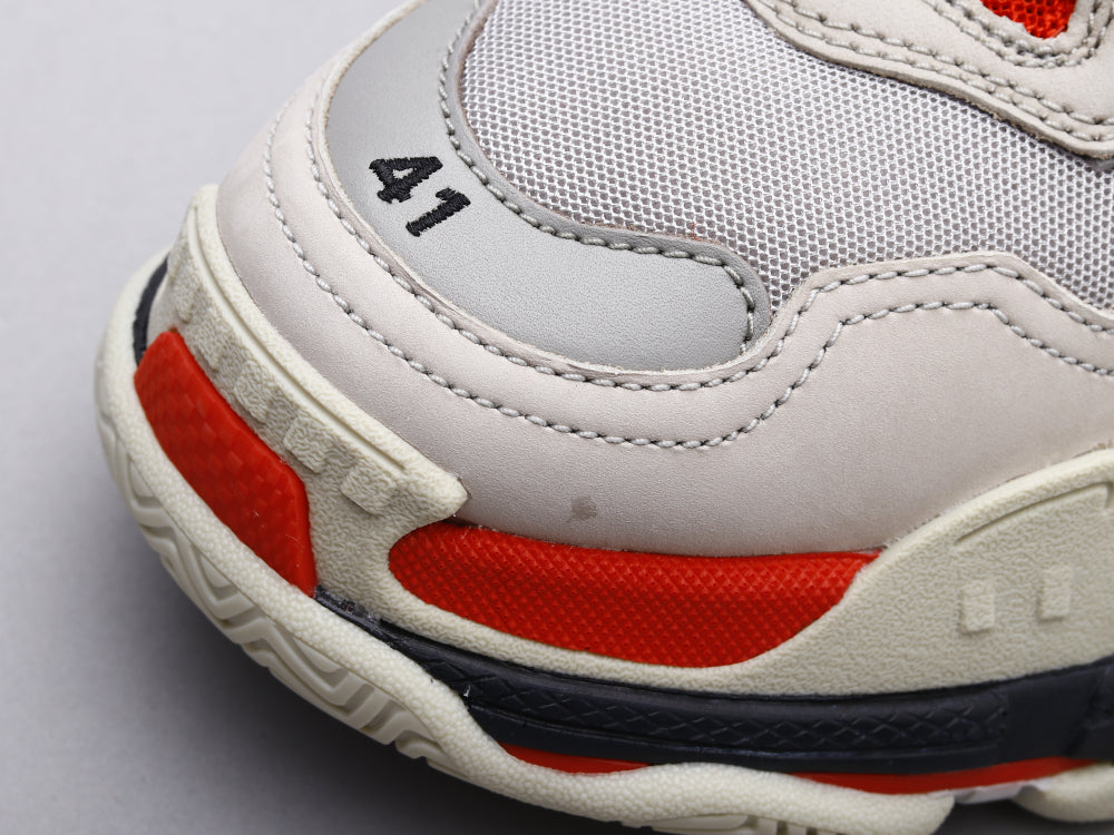 Ezyycart Bags Bla Triple S Gray and Red Sneaker