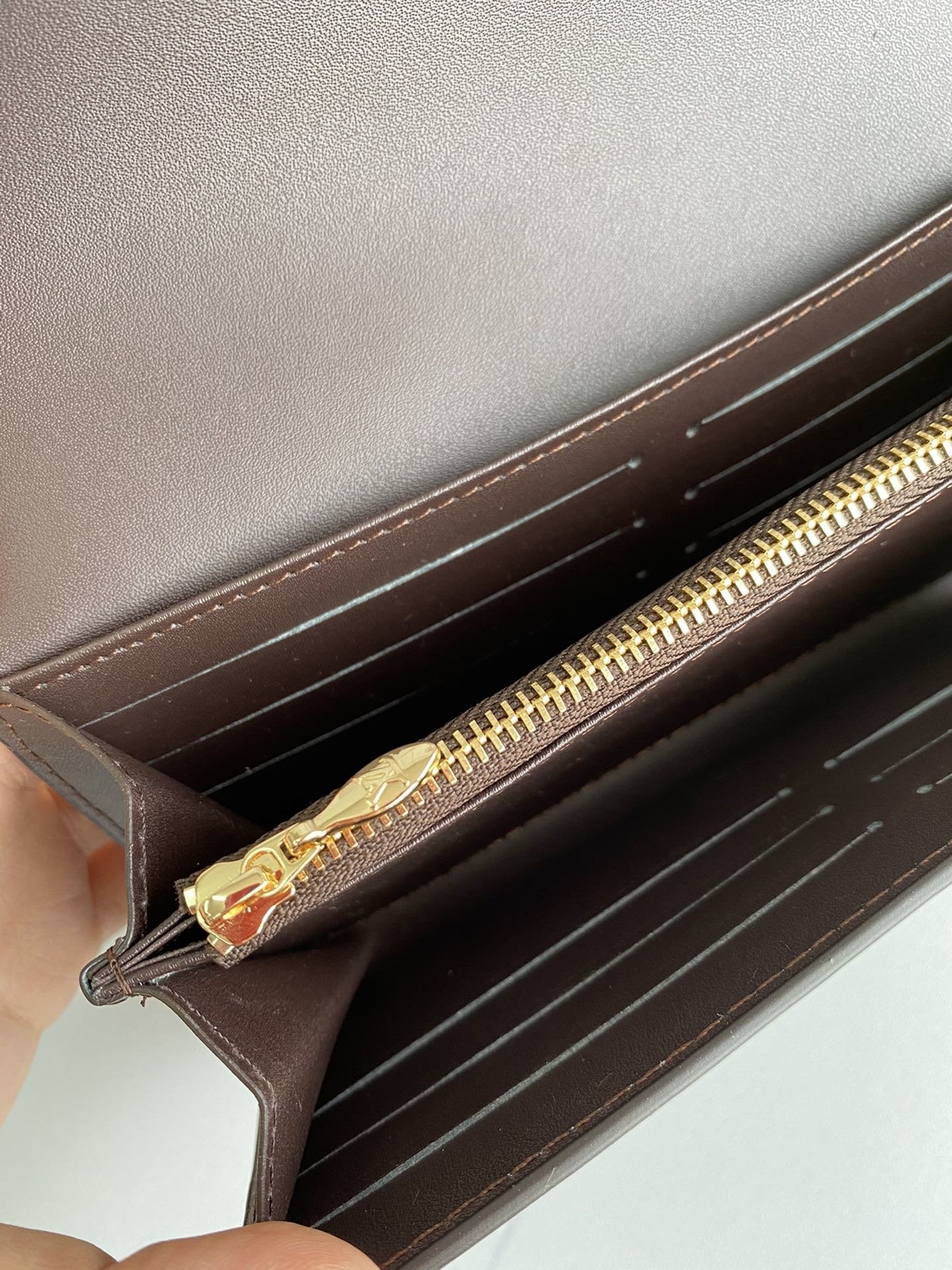 Anum Bags Wallet LUV 003