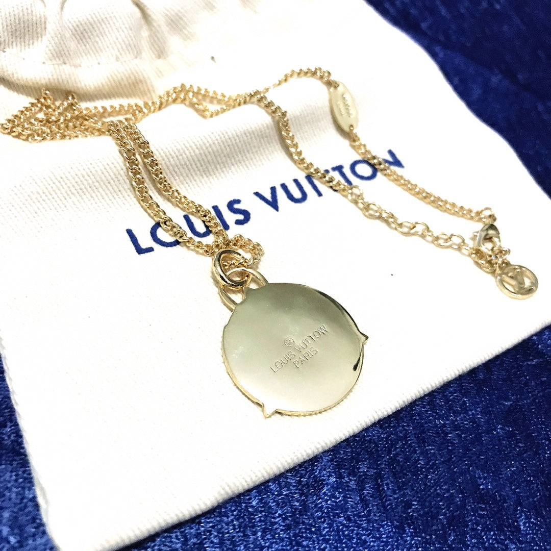 Anum Bags Necklace LUV026
