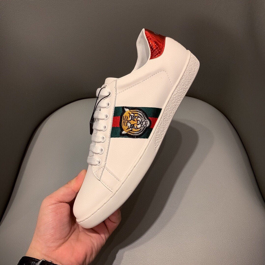 Ezyycart Bags MO-GCI Ace Embroidered TIGGER SNEAKER 125