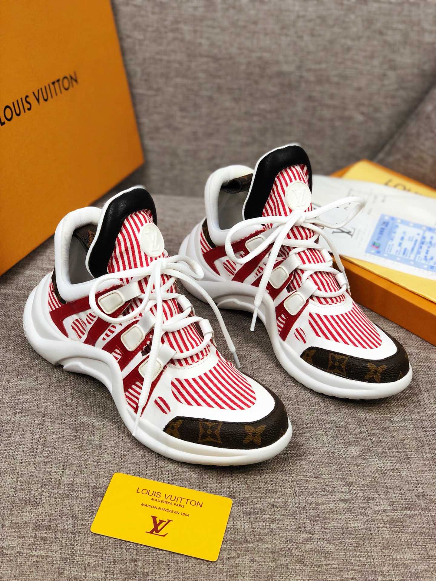 Anum Bags LUV Archlight White Red Brown Sneaker